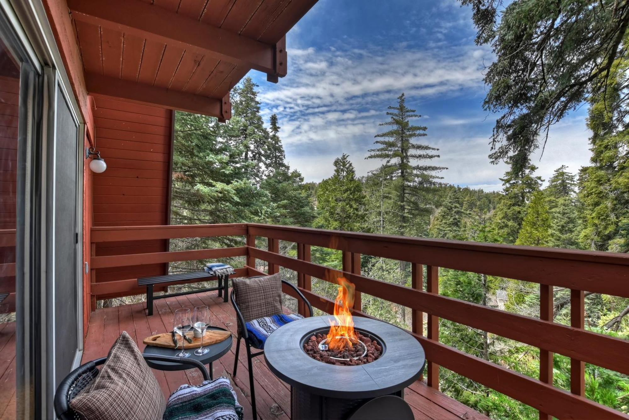 Pet & Kid Friendly Cozy Cabin, Bbq, Firepit, Outdoor Dining, Forest Views Lake Arrowhead Esterno foto